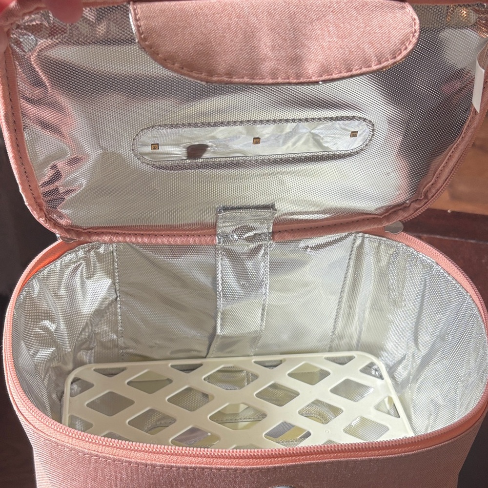 Ionuv Pink Travel Bag - Picture 4 of 7